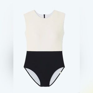 Sunmersalt - The Surf one piece swimsuit in sea urchin & white sand size 6